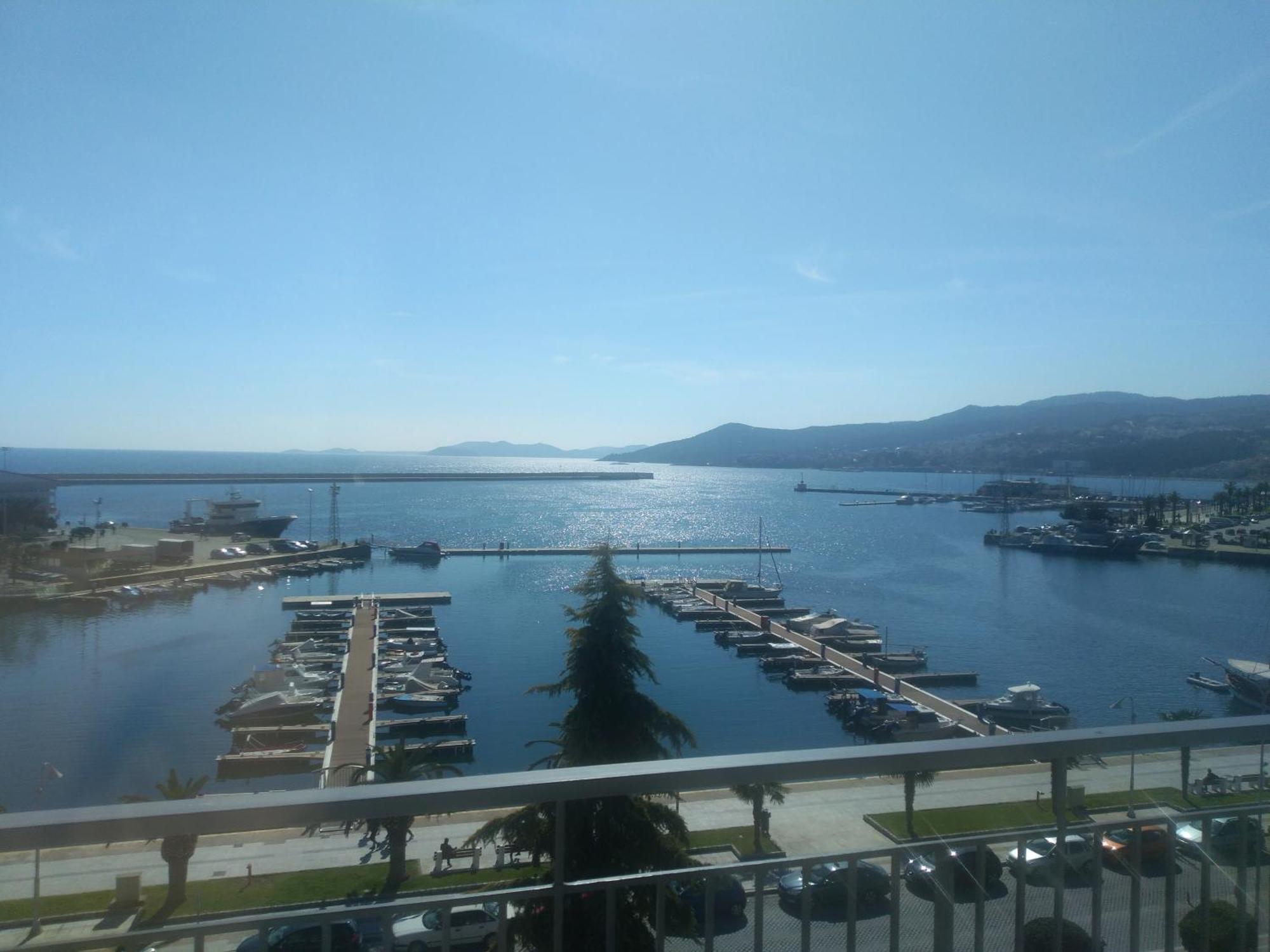 Jetties & Moorings Central Apt Apartment Kavala Bagian luar foto